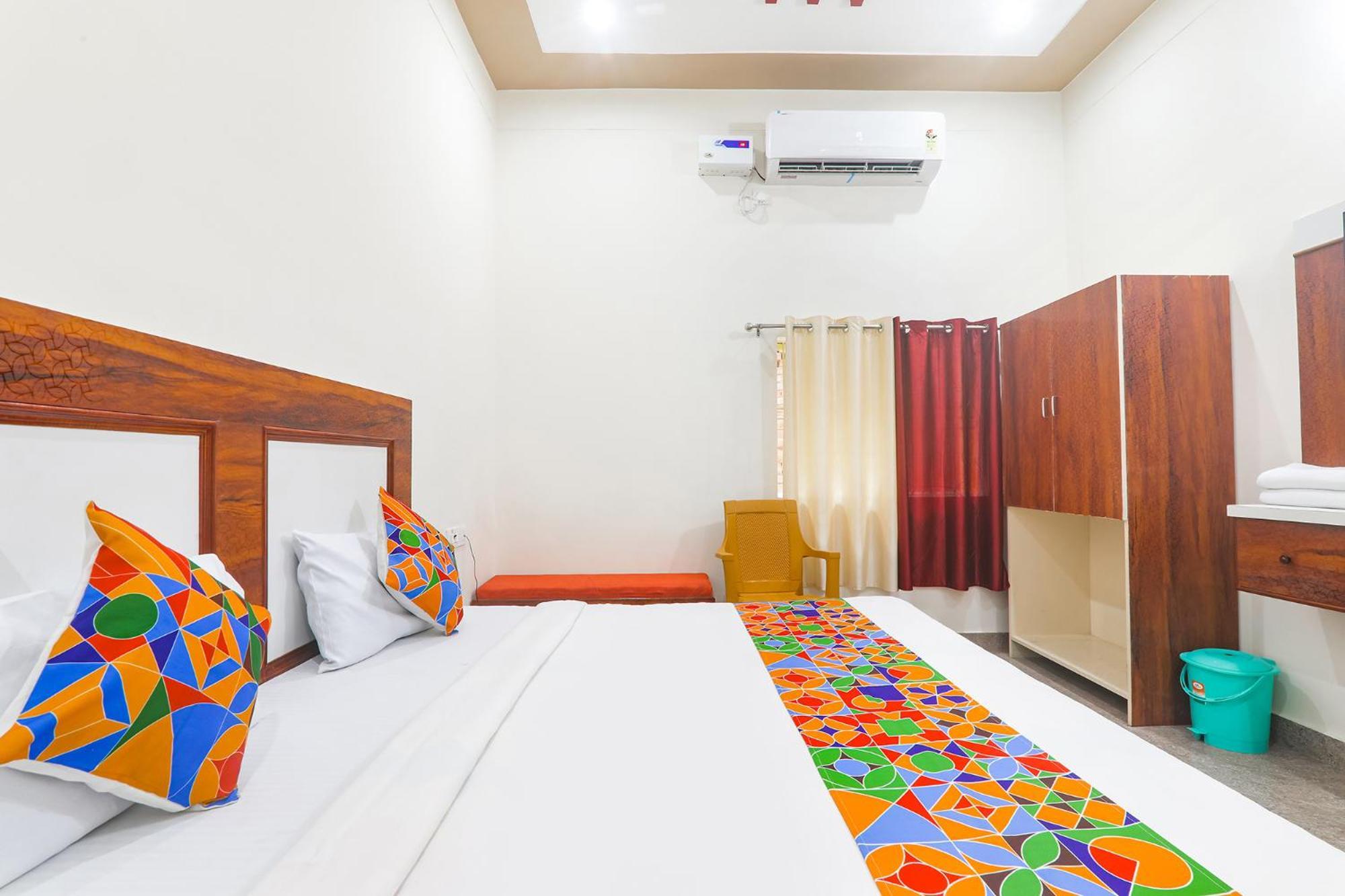 Fabhotel Shree Venkatesh Nileyam Ayodhya Exterior foto